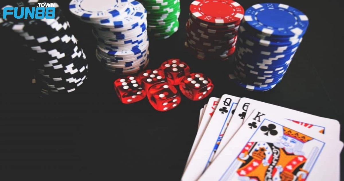 Bí kíp đánh bài bất bại từ các tay chơi lão làng