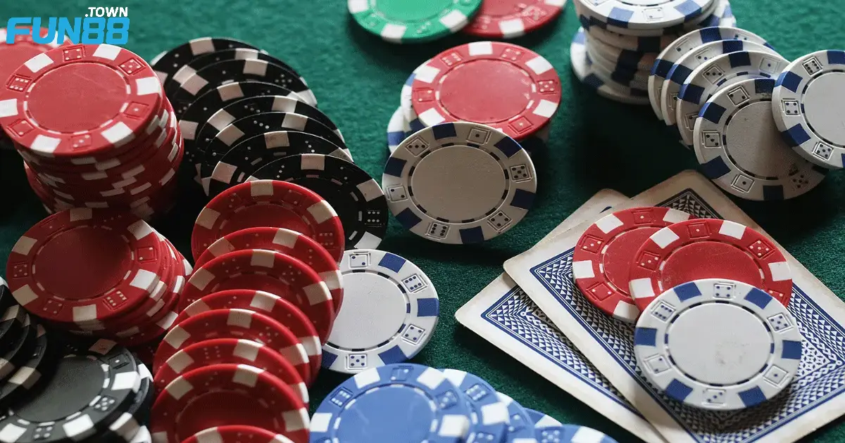 Cách đặt cược Poker đúng chuẩn giúp gia tăng thắng lớn
