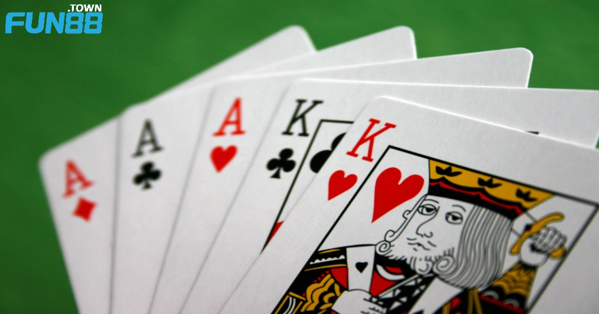 Sử dụng thủ thuật tố để gây nhiễu và tạo áp lực lên đối thủ